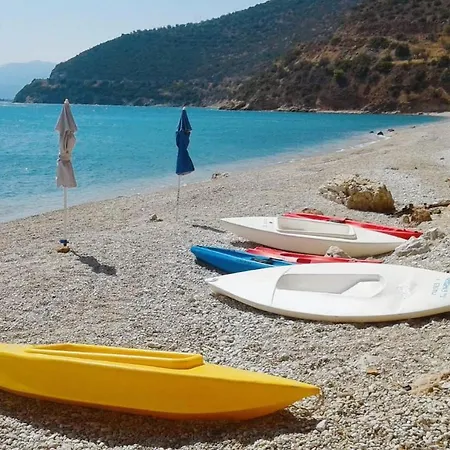 Muses Seaside Parálion Ástros