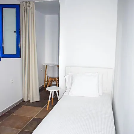 Muses Seaside Apartahotel