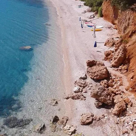 Ξενοδοχείο με διαμερίσματα Muses Seaside