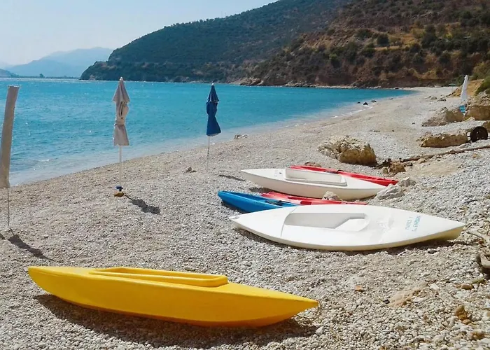 Muses Seaside Parálion Ástros